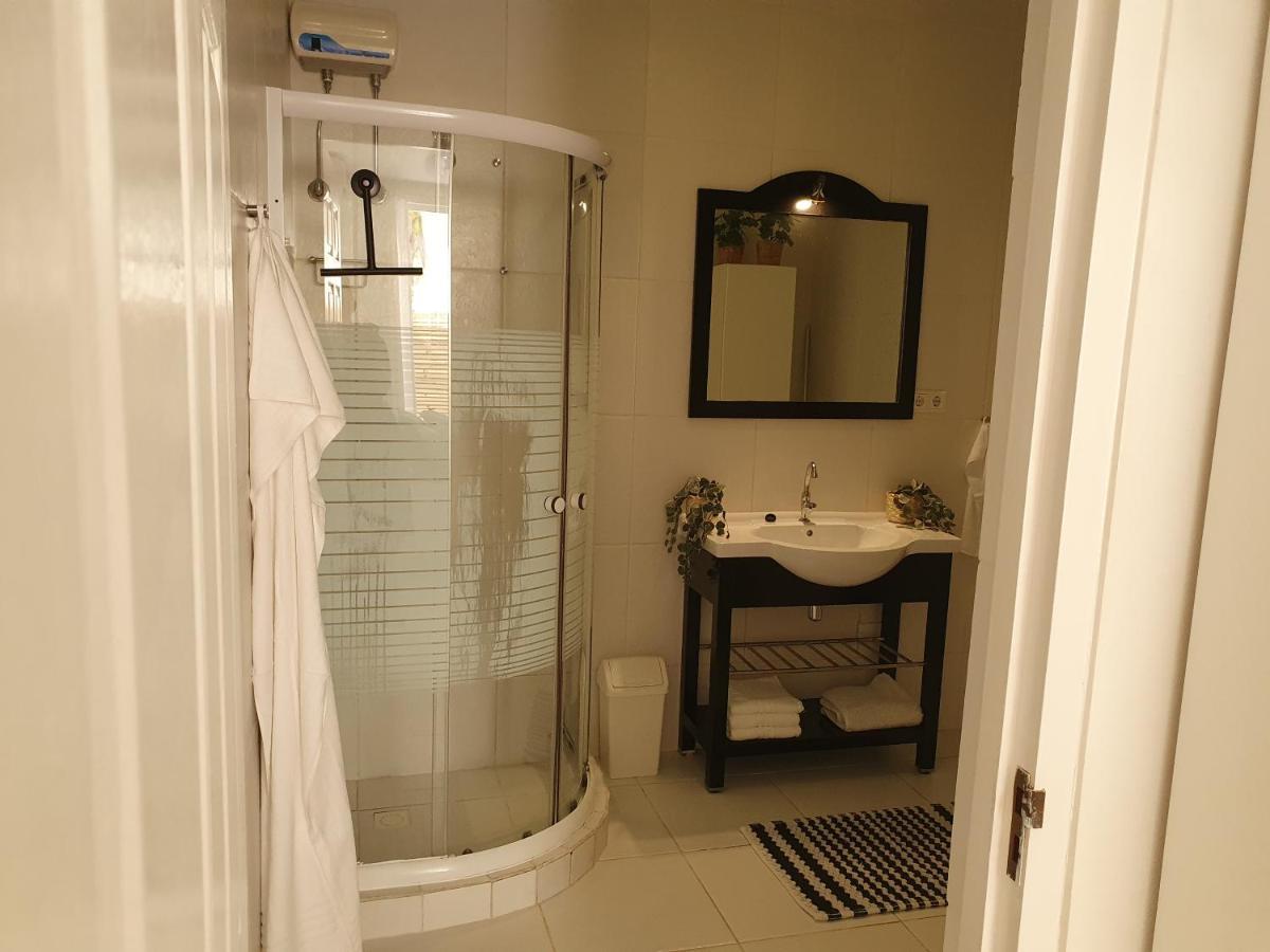 A2 Apartment Budget At Jan Thiel Curacao Exterior photo